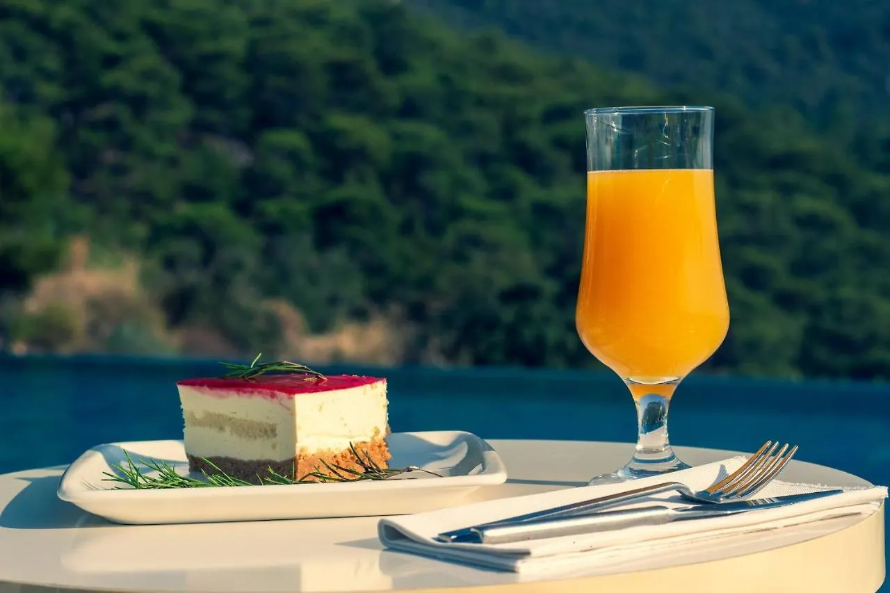 Sertil Deluxe Hotel & Spa - Adult Only Öludeniz 4*,